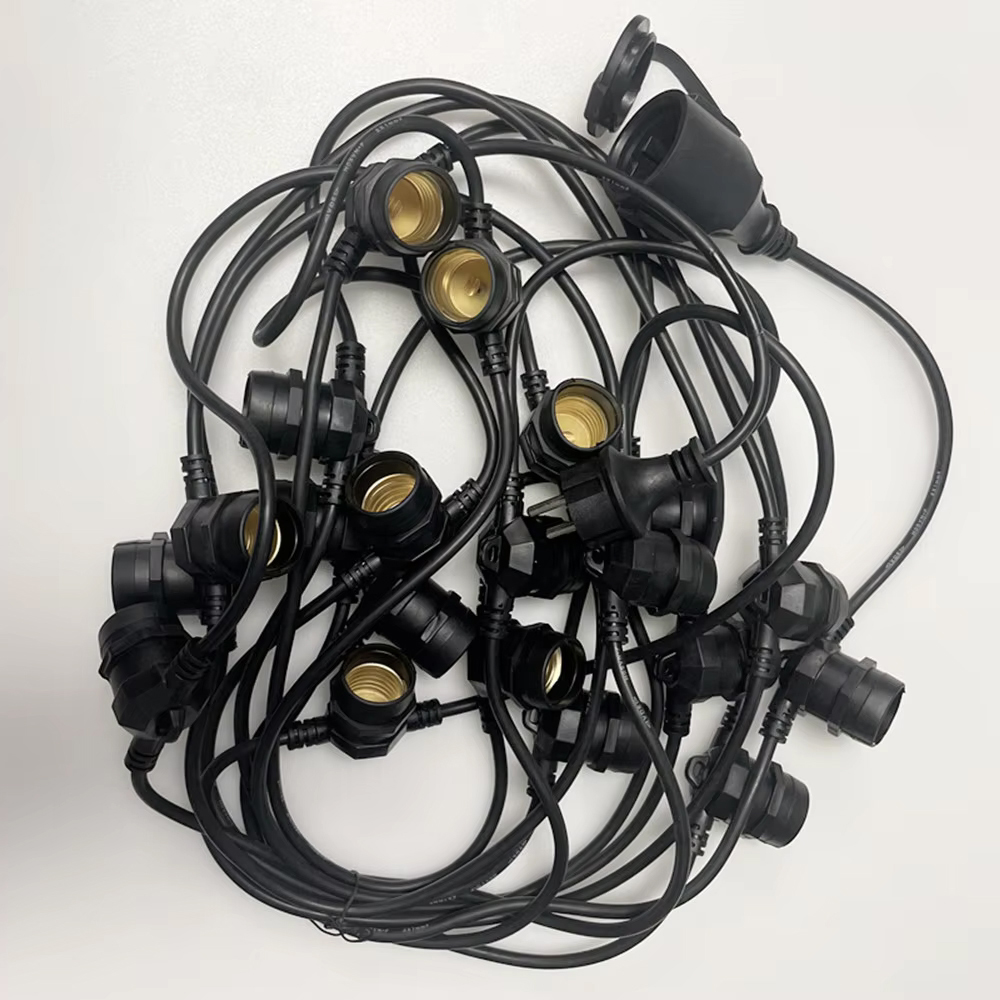 سلسلة إضاءة LED بطول 10 أمتار، - مراجعة Outdoor Lighting Strip وسعره